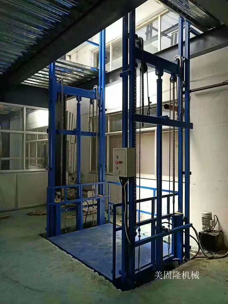 塔城室内导轨式升降机厂家