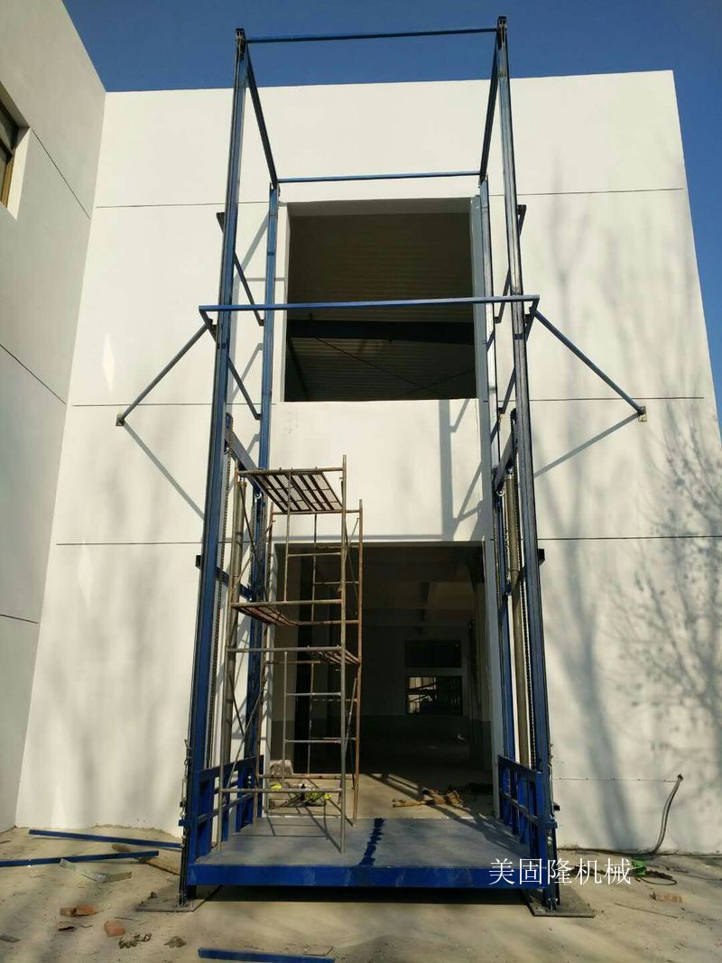塔城仓库专用导轨式升降货梯价格